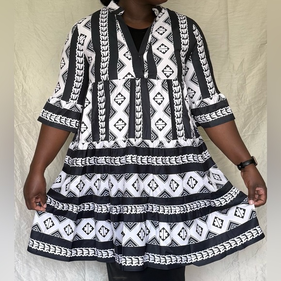 Tops - Black and White Patterned Dress